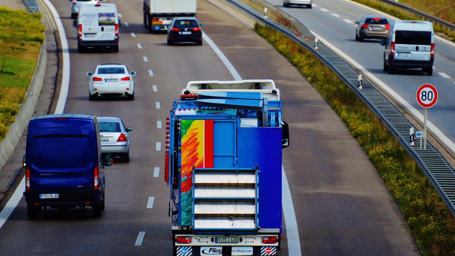 Rubrik_Verkehr_Autos_c._Pixabay__1_